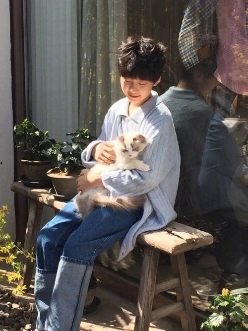 吃瓜张亮儿子,揭秘娱乐圈育儿新风尚