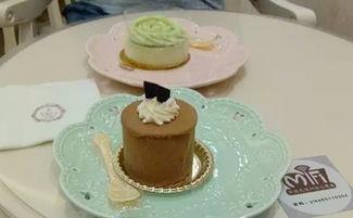 吃瓜鸭冰激凌蛋糕,吃瓜鸭冰激凌蛋糕，尽享清凉美味