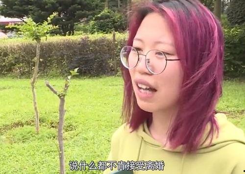 吸引路人吃瓜,揭秘路人围观背后的秘密诱惑