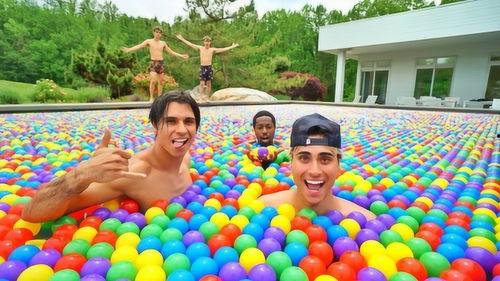 彩虹球成人能玩吗视频,挑战极限，体验不一样的欢乐时光