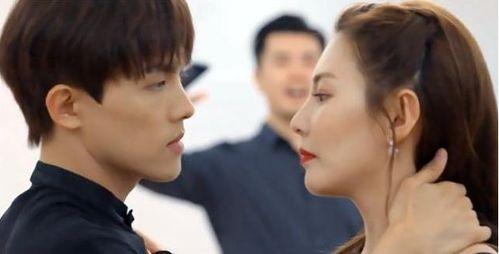 给男友吃瓜视频,男友吃瓜视频，解锁恋爱日常新乐趣