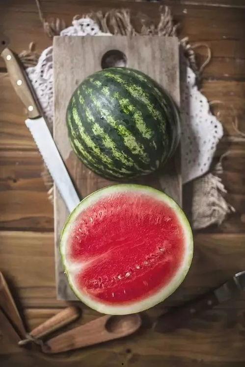 吃瓜能减肥吗,揭秘瓜果中的瘦身秘密