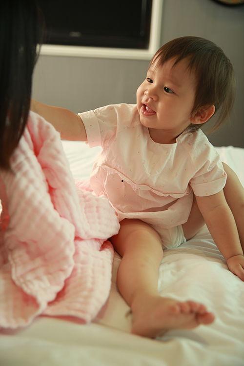 成人如何使用尿布视频,轻松应对生活不便