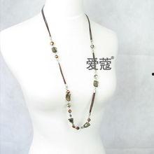 成人木质饰品组装视频