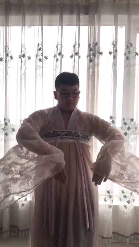 成人汉服衣服直播视频,汉服直播带你领略传统服饰之美