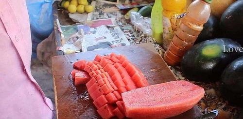 网吧街吃瓜,揭秘网络世界的酸甜苦辣